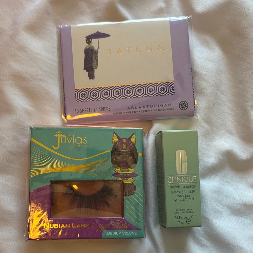Makeup bundle - Picture 5 of 5